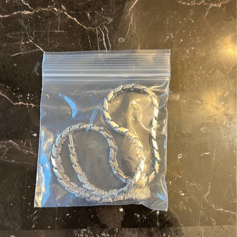 GLD Baguette Chain Link Necklace